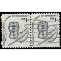 #1581 1c Americana Issue Inkwell and Quill 1977 Used Pair