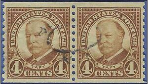 # 687 4c William H. Taft Coil Pair 1930 Used