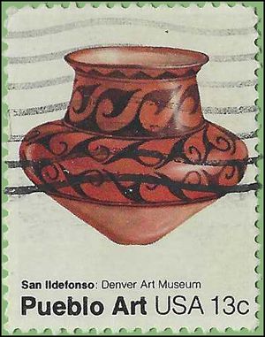#1707 13c American Folk Art Pueblo Pottery San Ildefonso 1977 Used